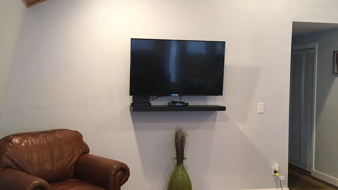 Photo of Livingroom in Wolfeboro
