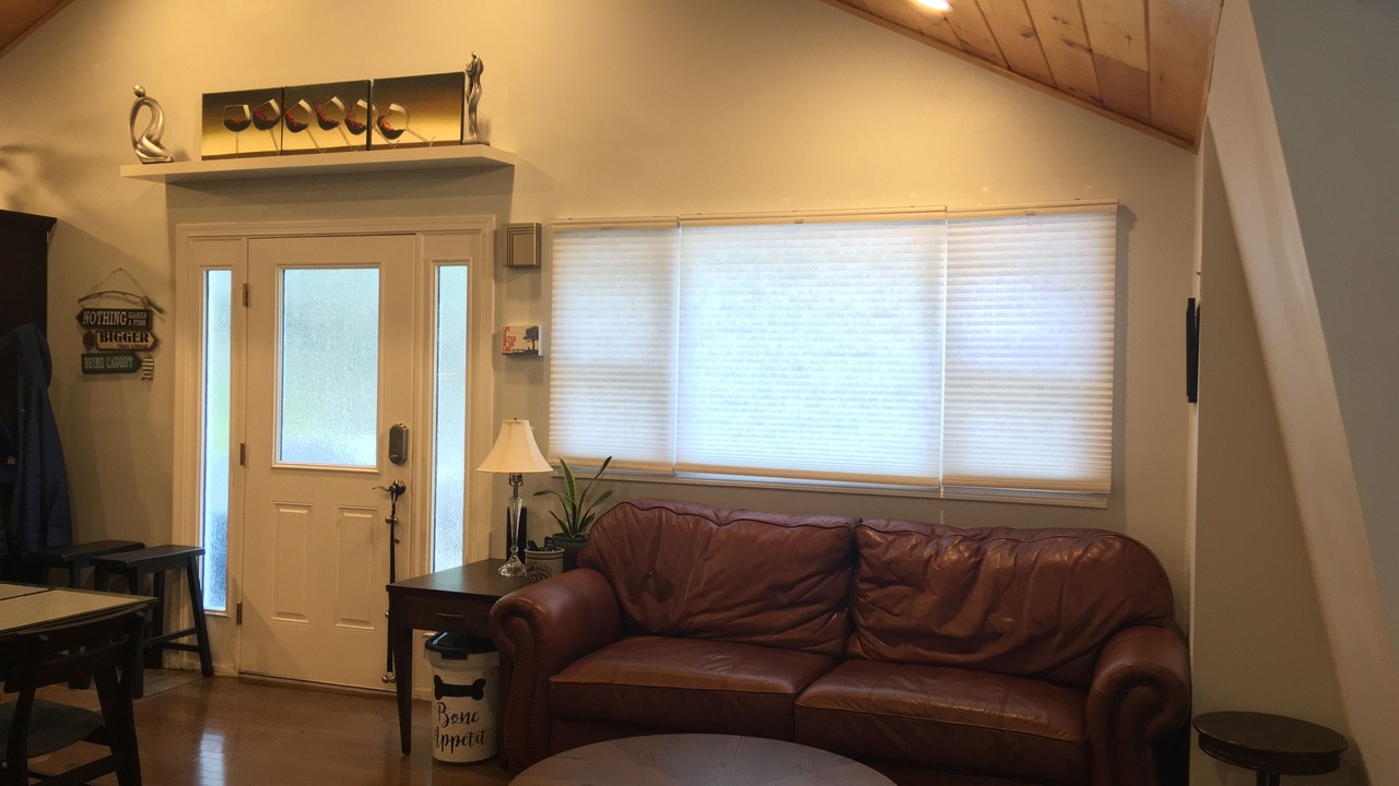 Photo of Livingroom in Wolfeboro