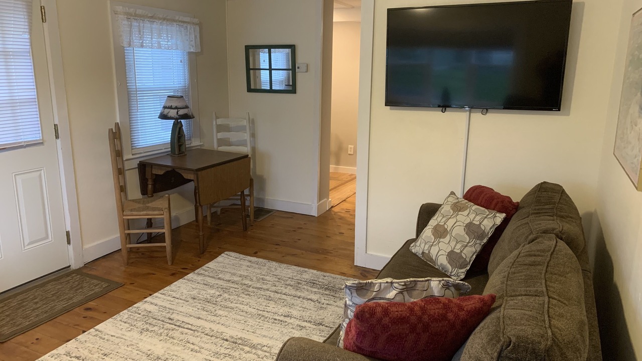 Photo of Livingroom in Ogunquit