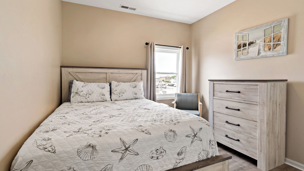 Photo of Bedroom in Misquamicut