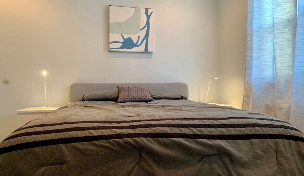 Photo of Bedroom in Downtown