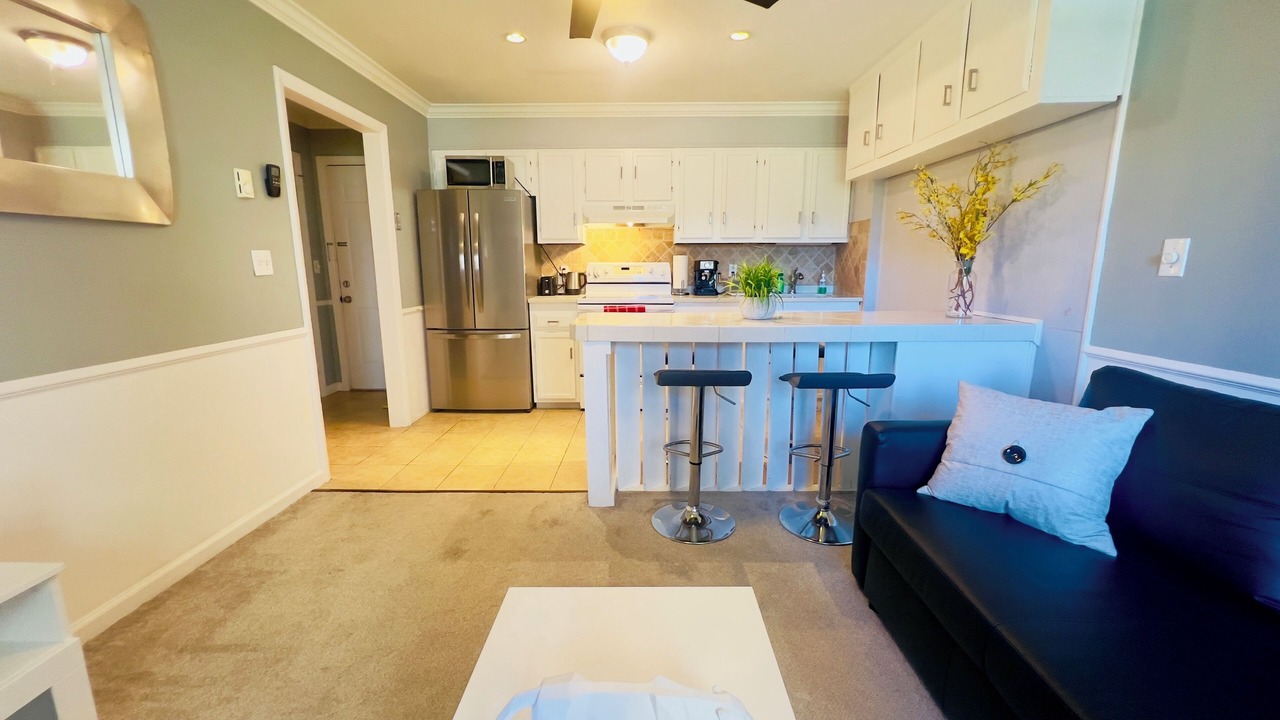 Photo of Livingroom in Downtown