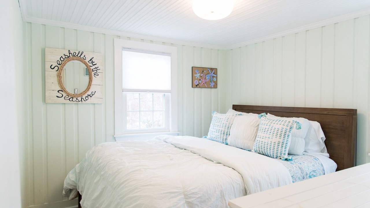 Photo of Bedroom in Pine Point