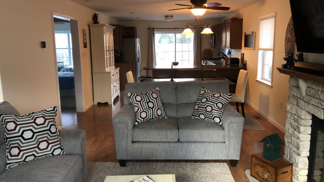 Photo of Livingroom in Bolton Landing