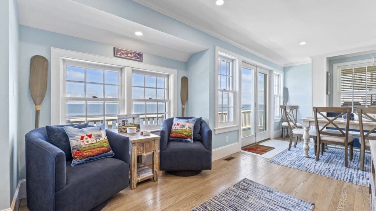 Photo of Livingroom in York Beach
