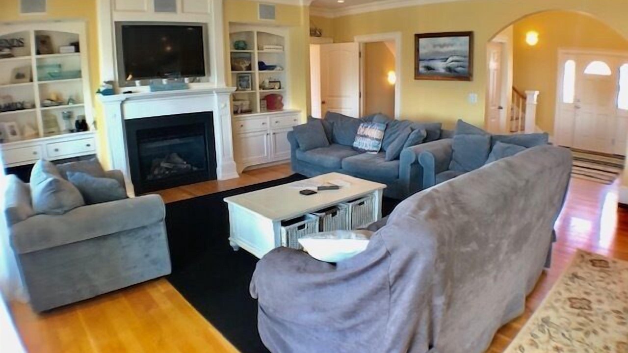 Photo of Livingroom in Hyannis