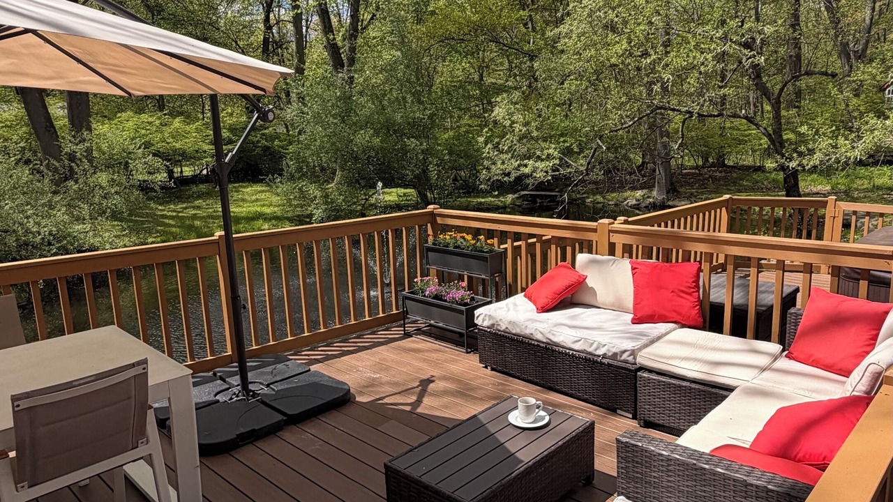 Photo of Patio Balcony in Norwalk
