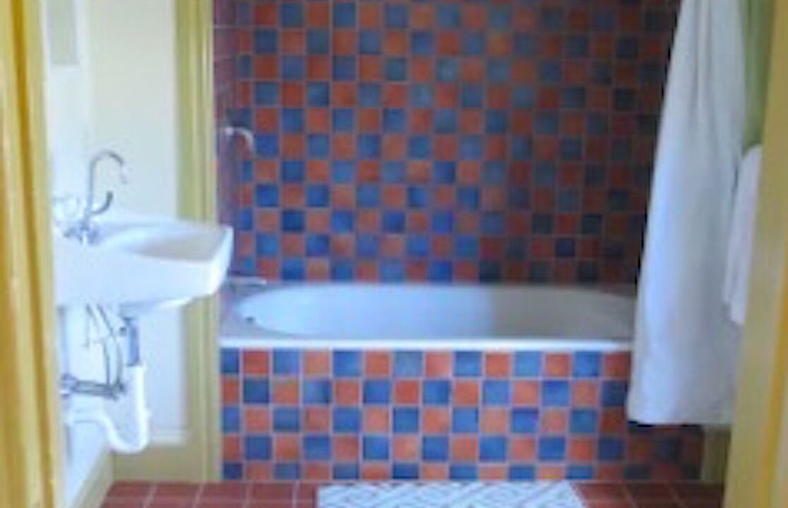 Photo of Bathroom in Warren