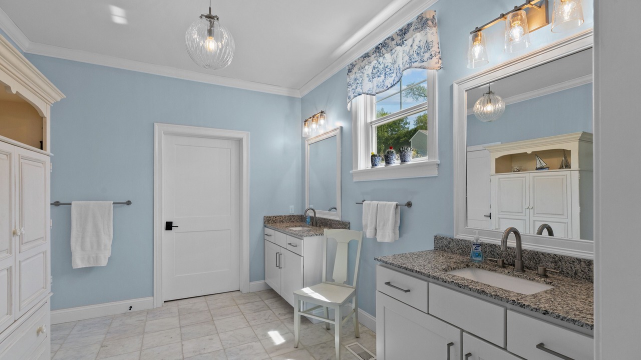 Photo of Bathroom in Tiverton