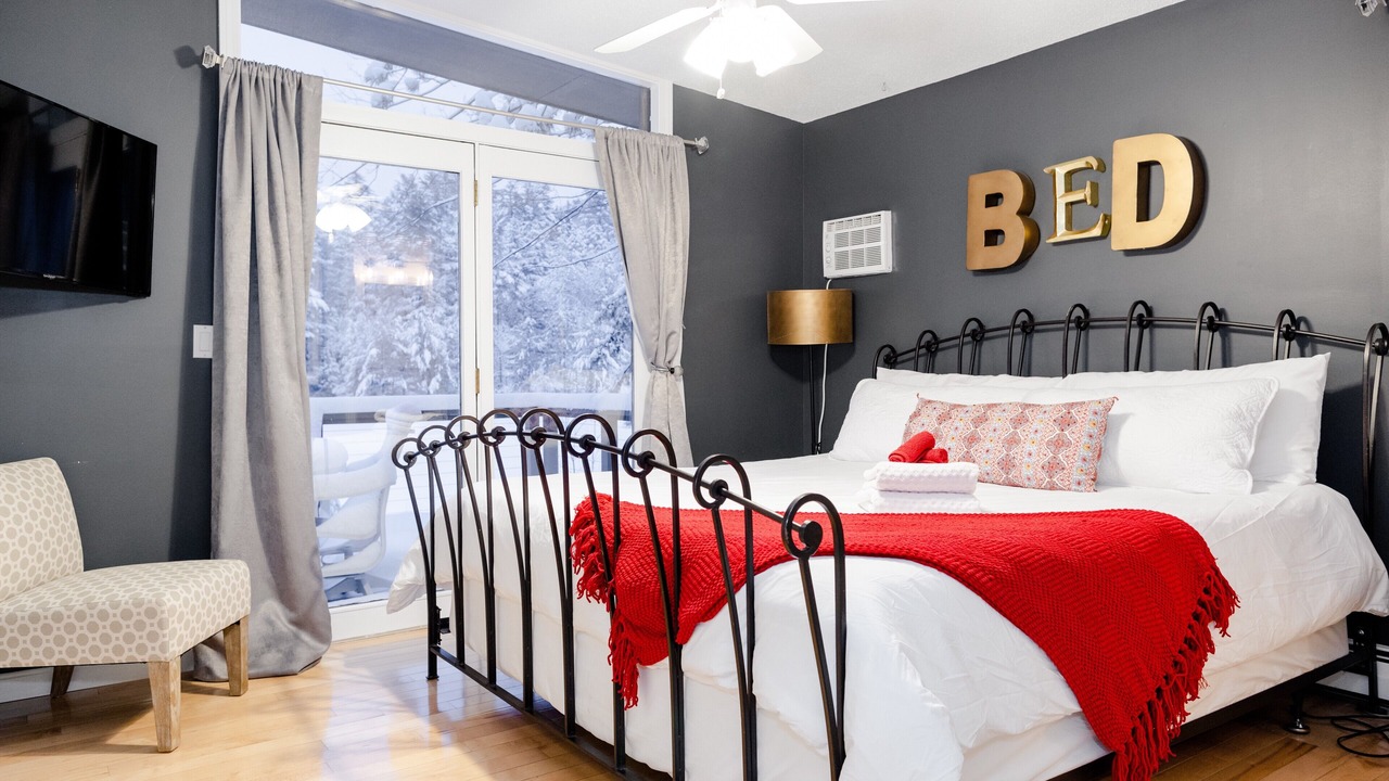 Photo of Bedroom in Eidelweiss Village