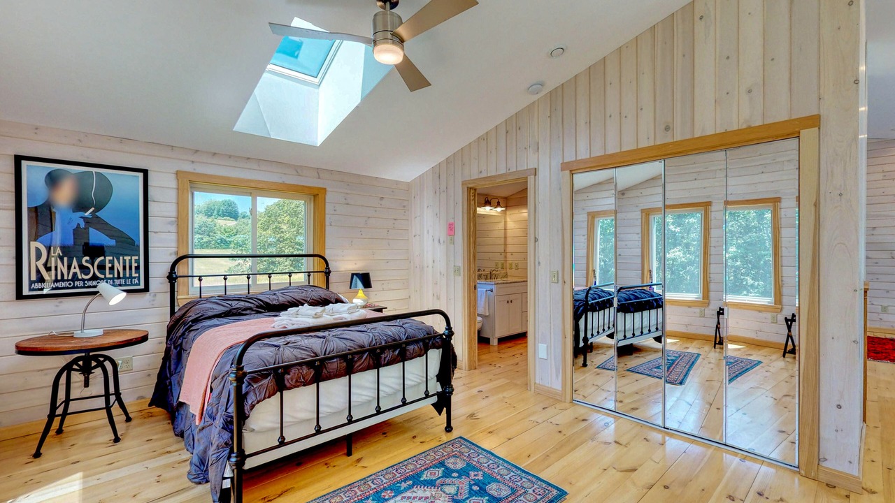 Photo of Bedroom in Bowdoinham