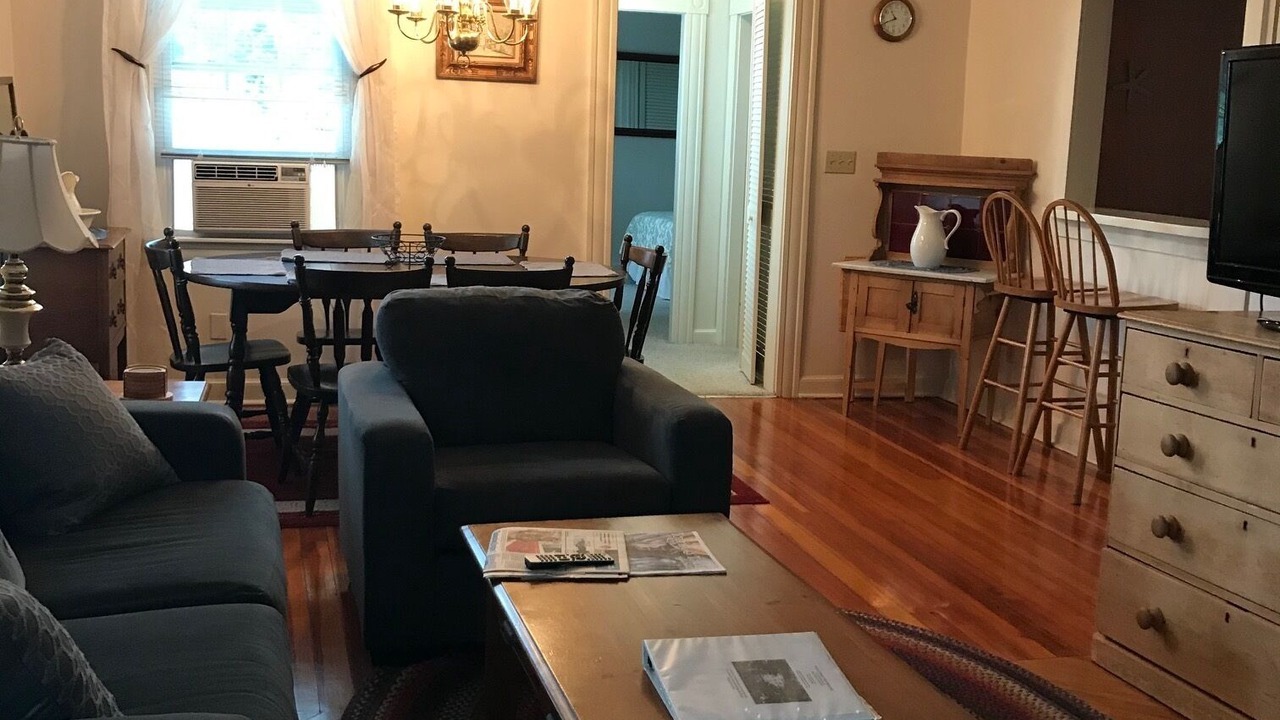 Photo of Livingroom in Ogunquit