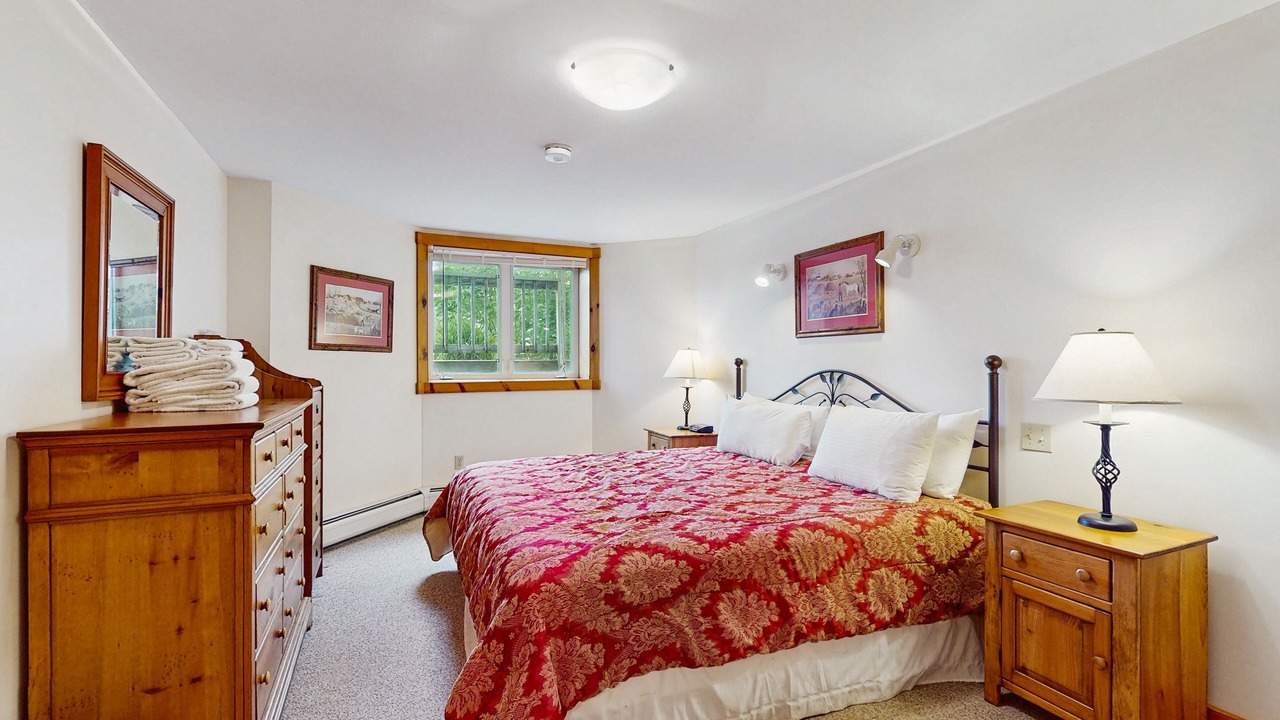Photo of Bedroom in North Troy