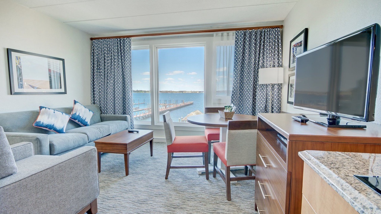 Photo of Livingroom in The Point