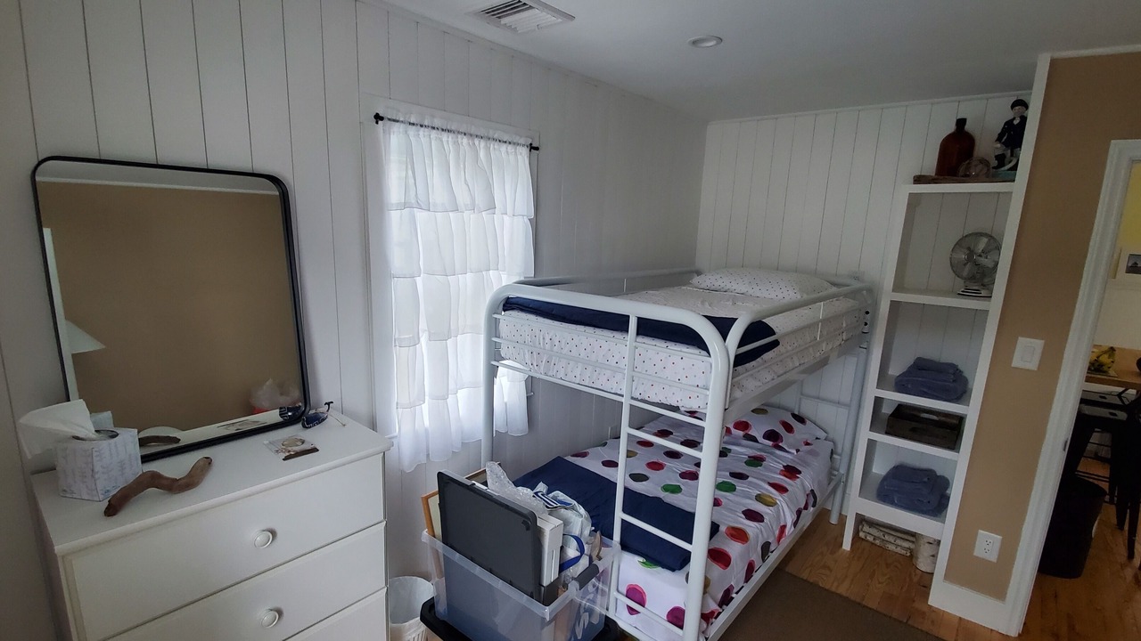 Photo of Bedroom in Seaside Heights