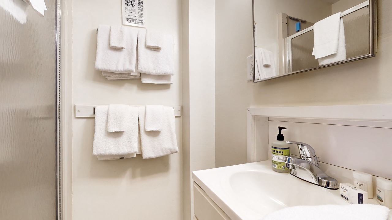 Photo of Bathroom in The Bays