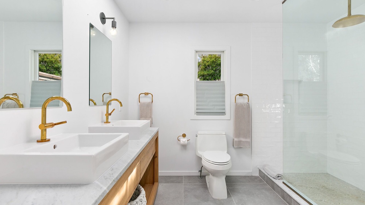 Photo of Bathroom in Northwest Harbor