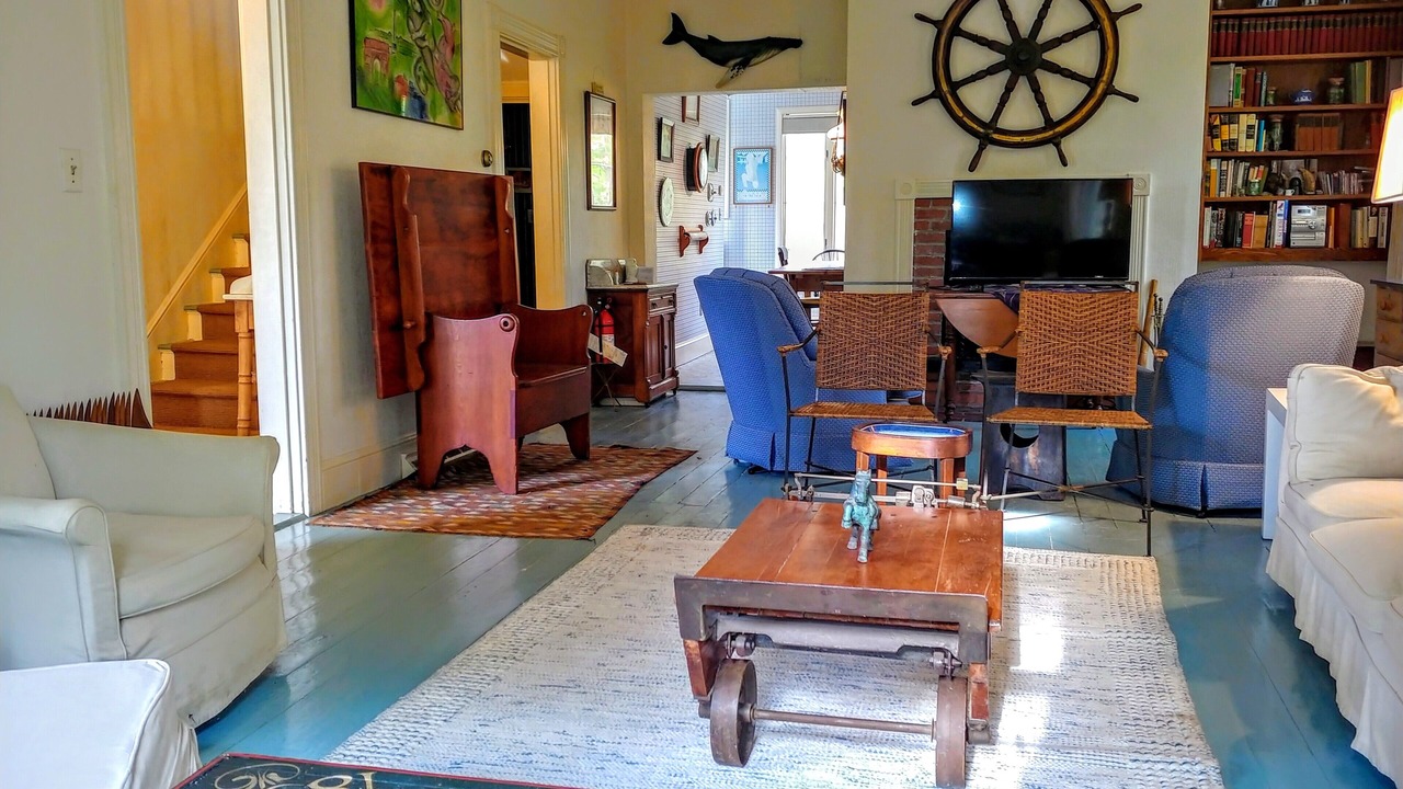 Photo of Livingroom in Tisbury