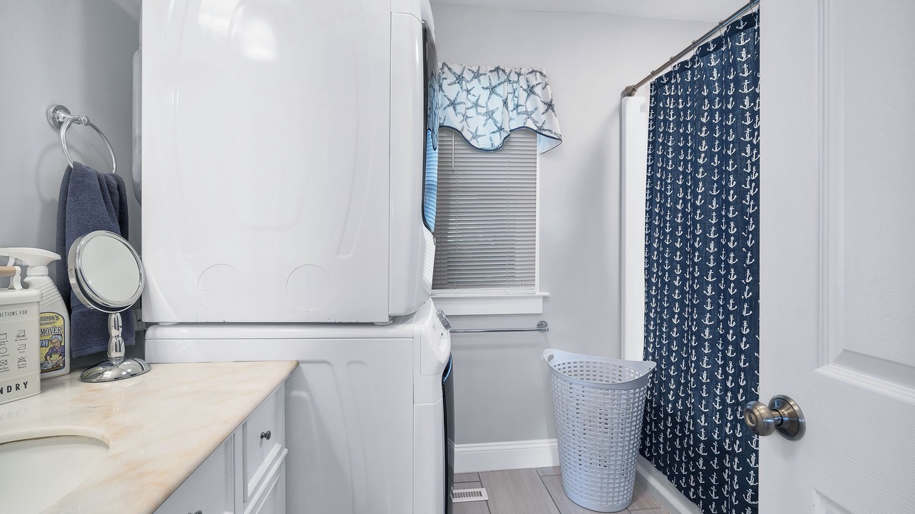 Photo of Bathroom in Niantic