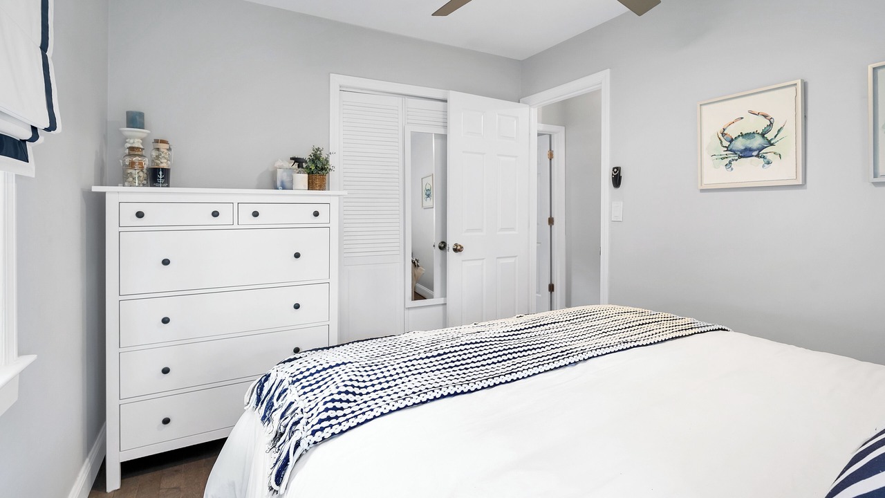 Photo of Bedroom in Niantic