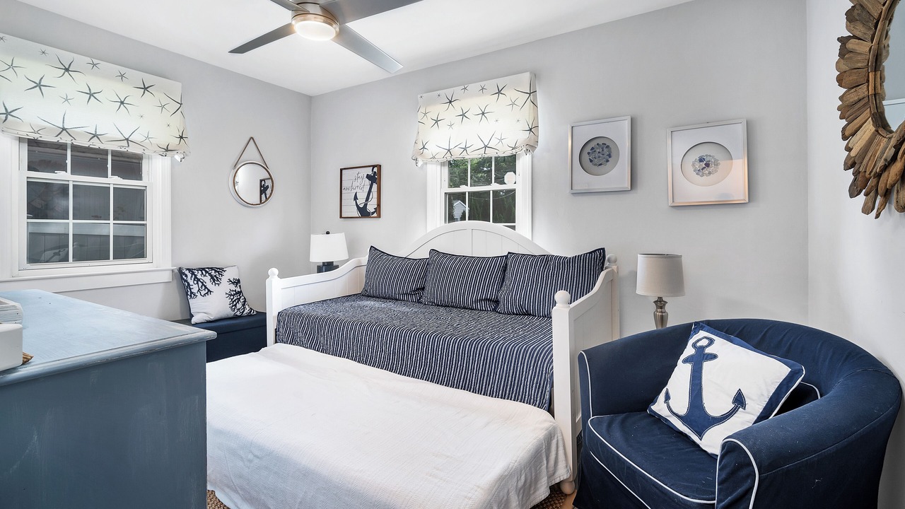 Photo of Bedroom in Niantic