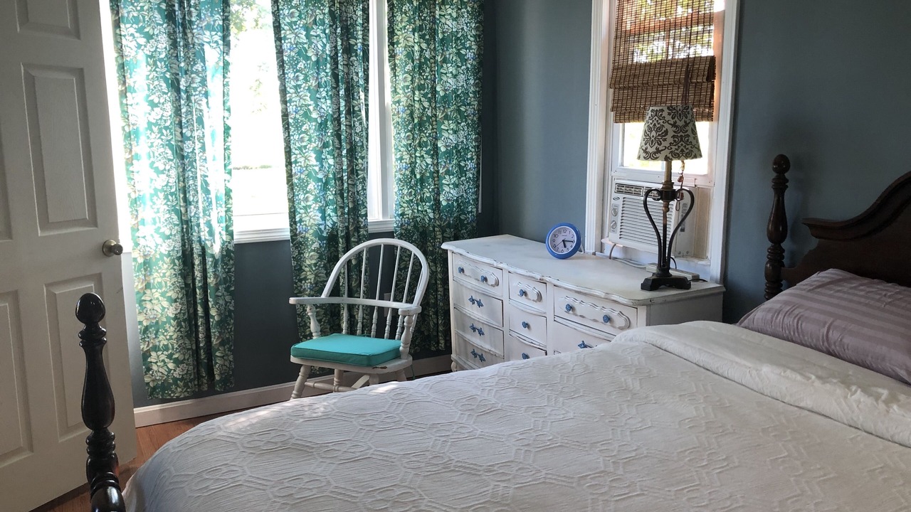 Photo of Bedroom in West Yarmouth