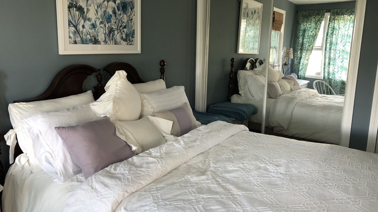 Photo of Bedroom in West Yarmouth