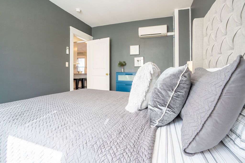 Photo of Bedroom in Oakdale