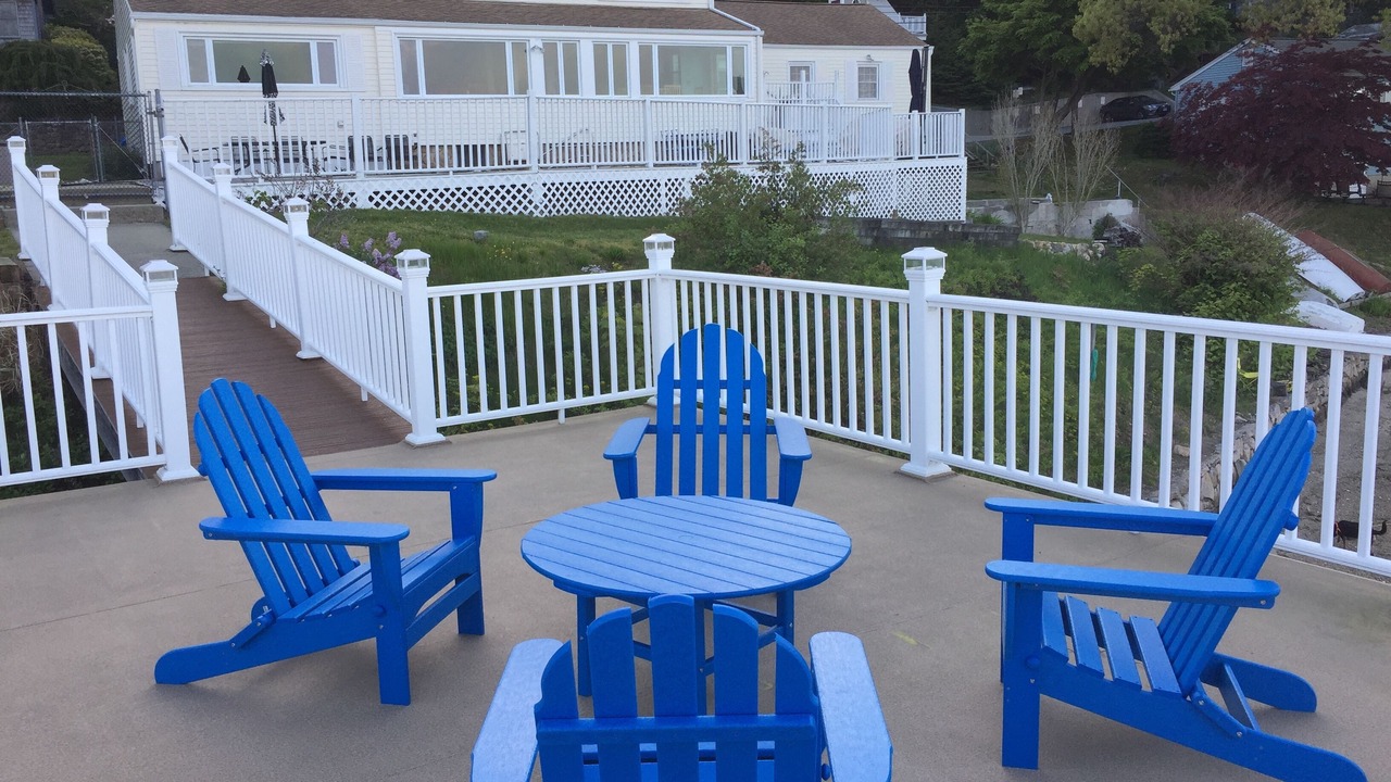 Photo of Others in Niantic