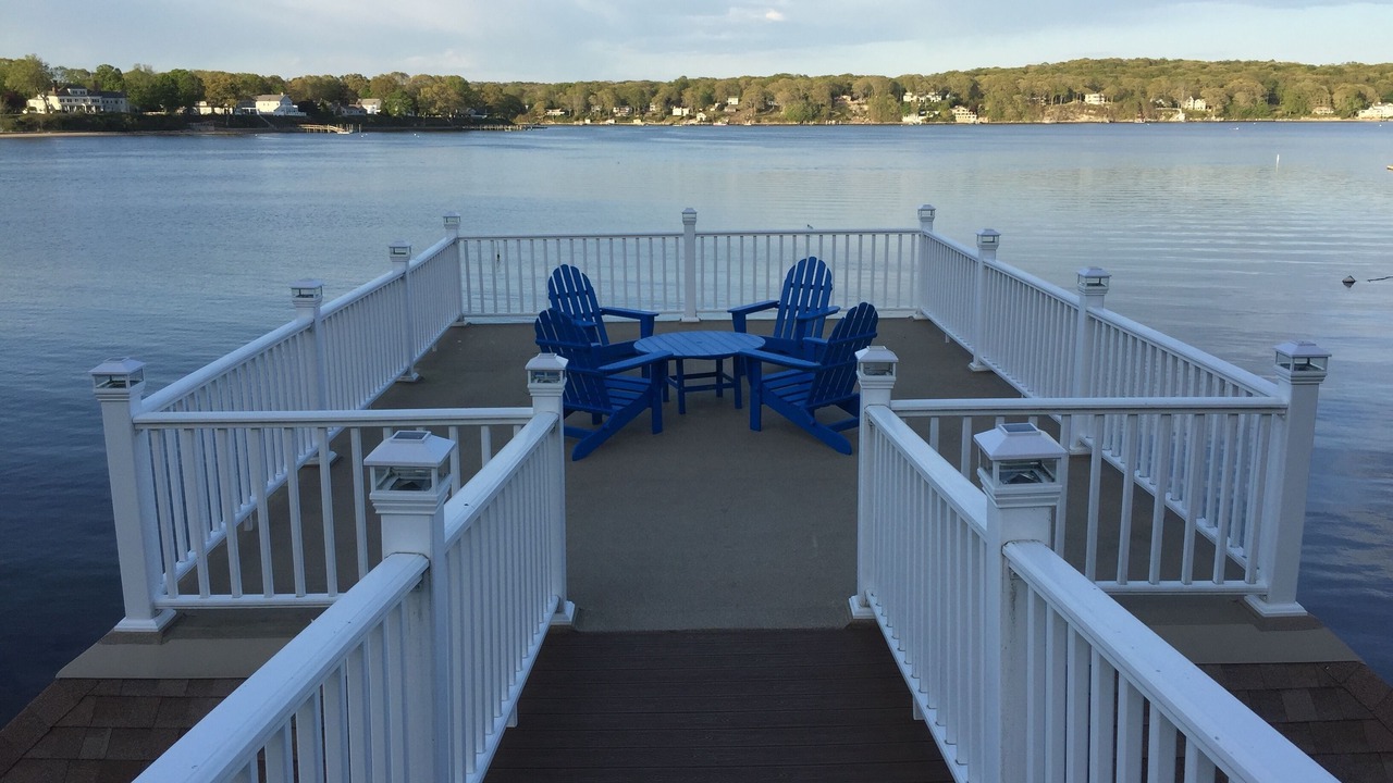 Photo of Others in Niantic