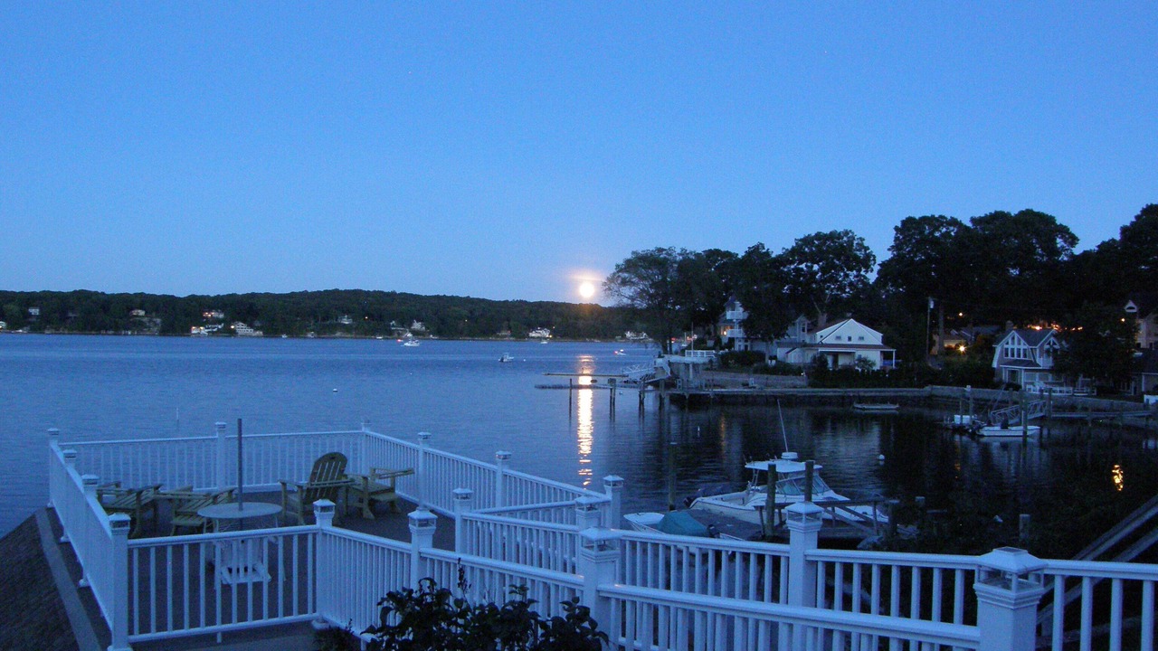 Photo of Others in Niantic