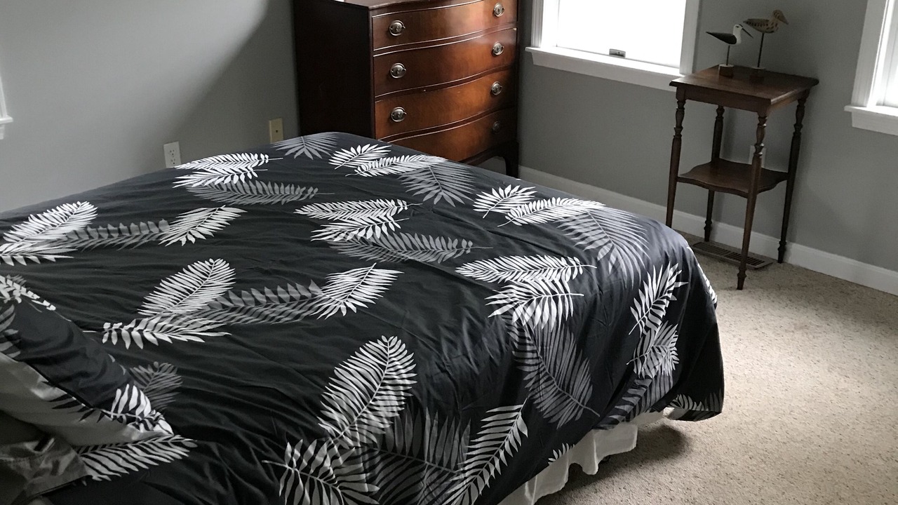 Photo of Bedroom in West Tisbury