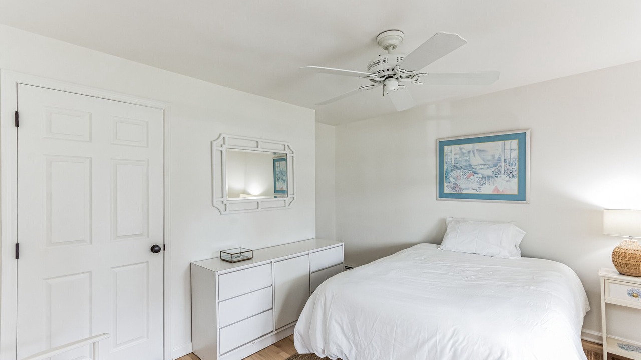 Photo of Bedroom in Avon
