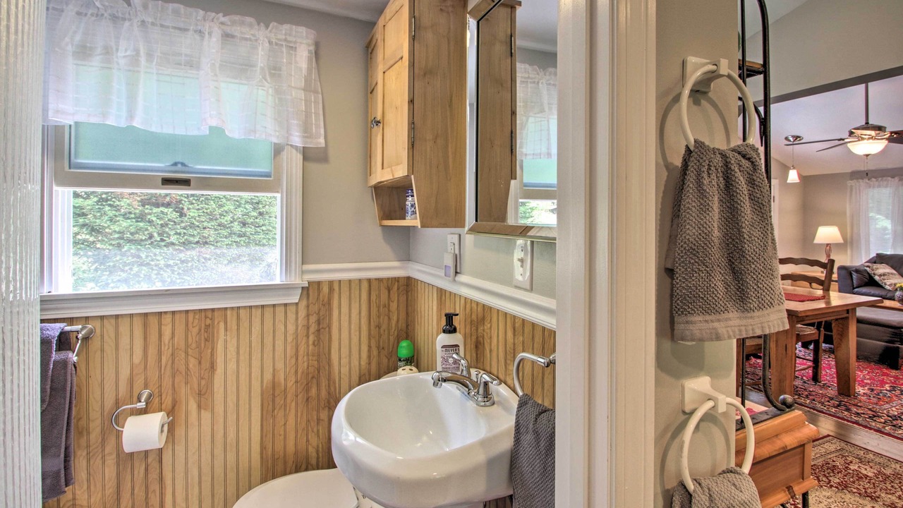 Photo of Bathroom in Weare