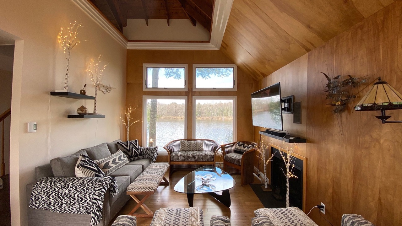 Photo of Livingroom in Sheffield
