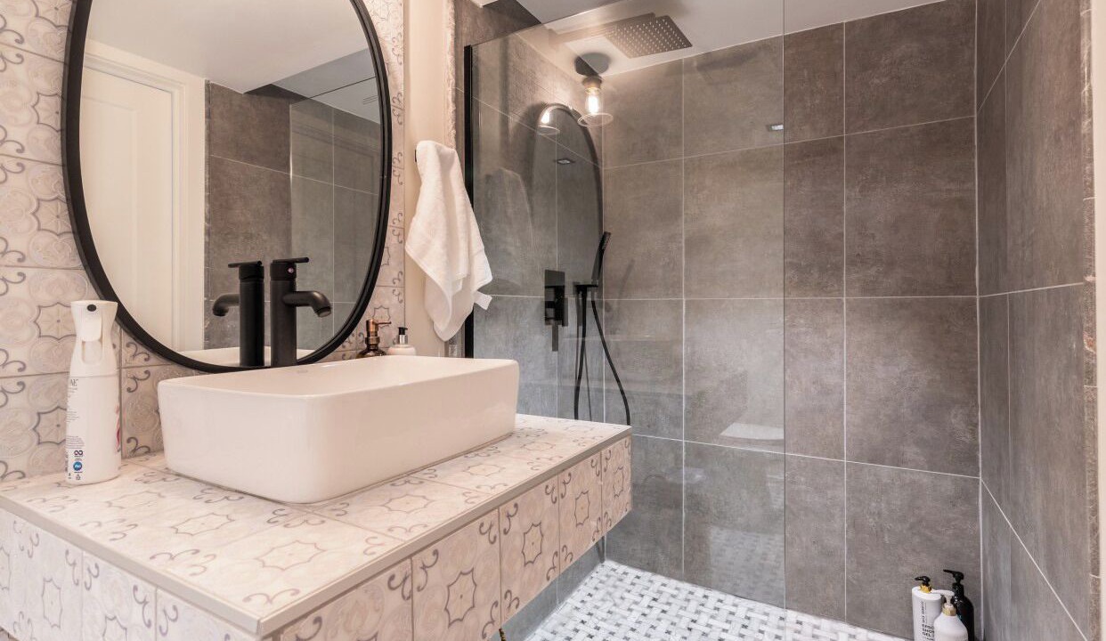 Photo of Bathroom in The Heights