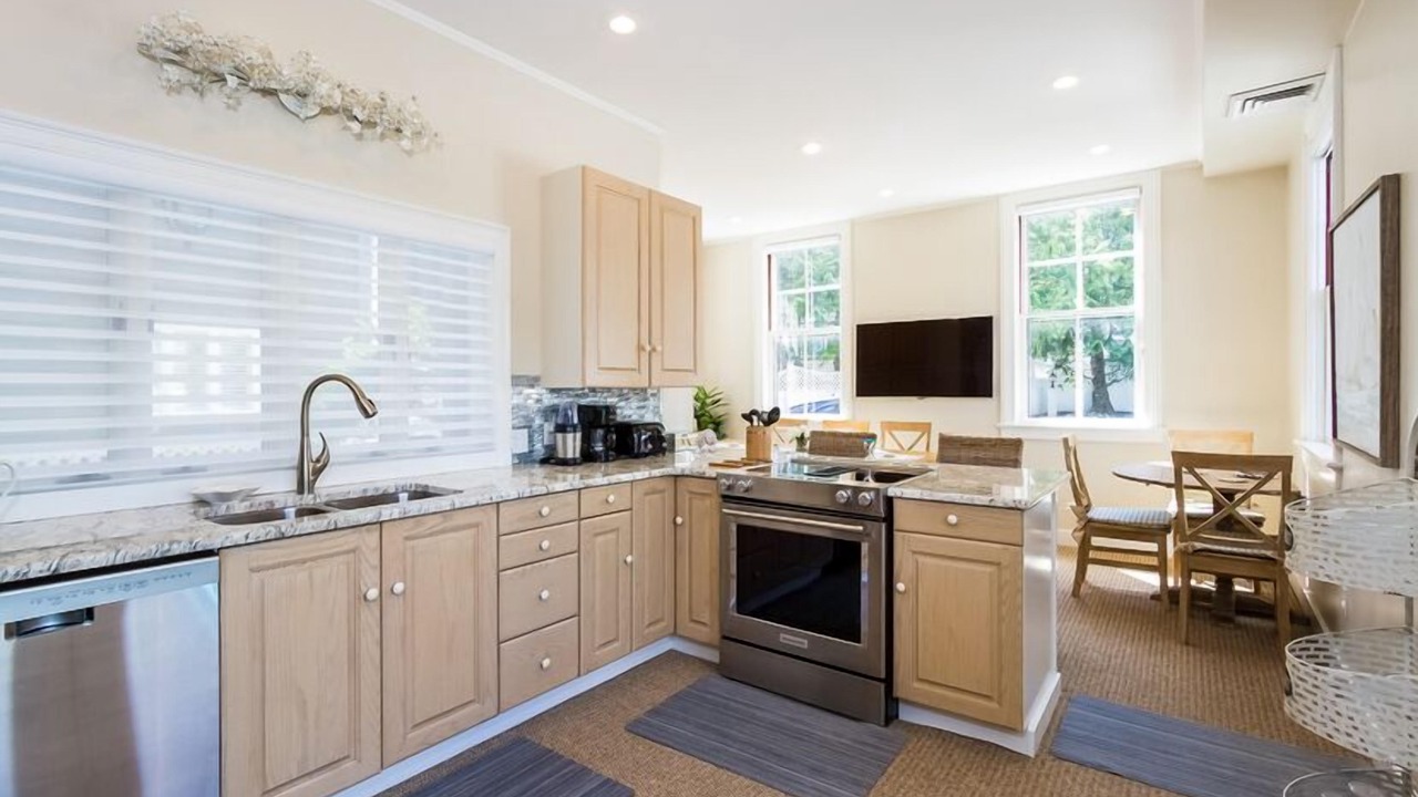 Photo of Kitchen in Narragansett Pier