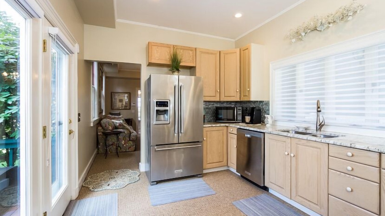 Photo of Kitchen in Narragansett Pier