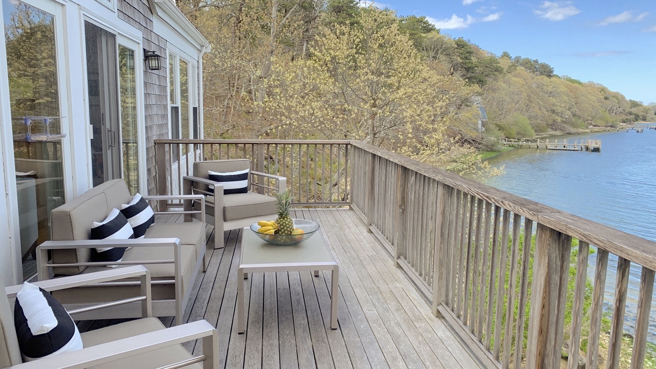 Photo of Patio Balcony in Tisbury