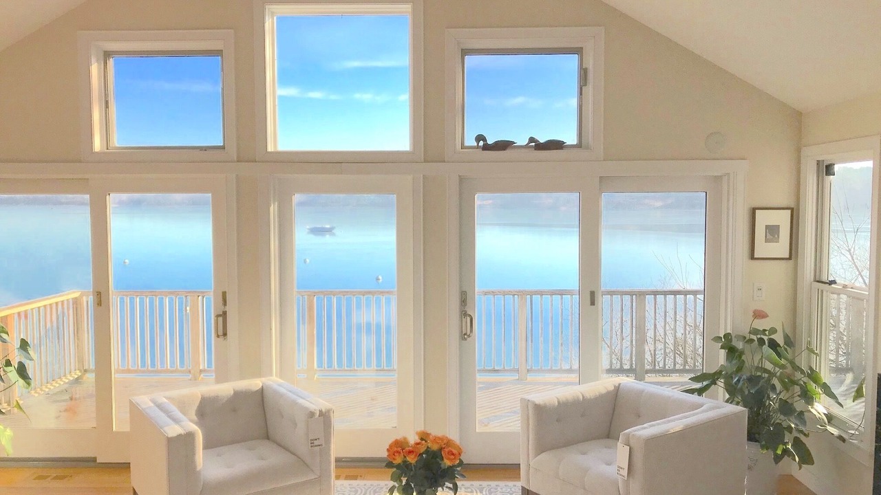 Photo of Livingroom in Tisbury