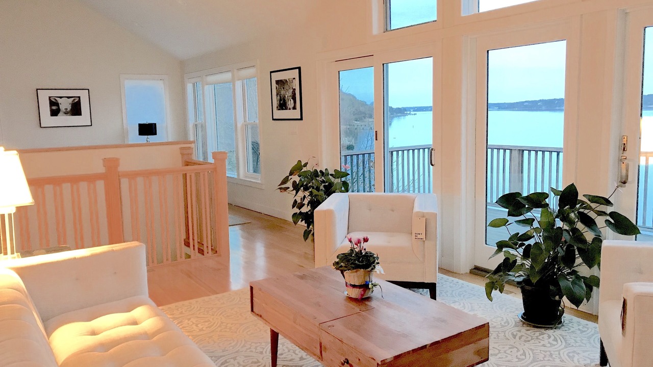 Photo of Livingroom in Tisbury