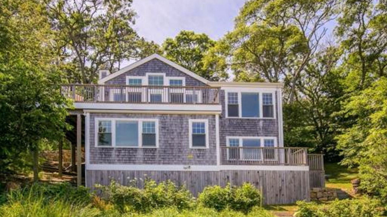 Photo of Outdoor in Tisbury