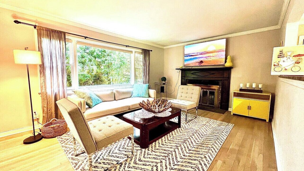 Photo of Livingroom in Stamford