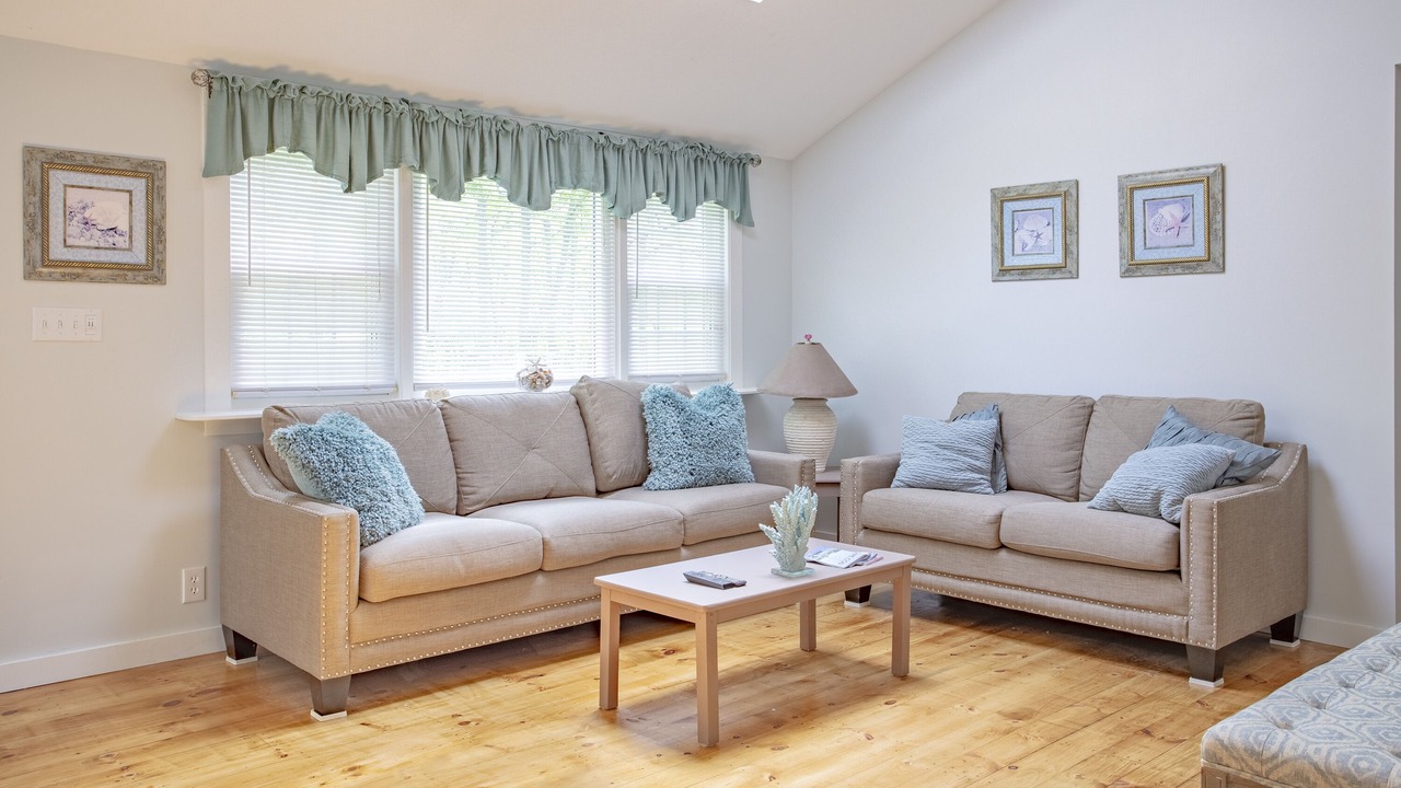 Photo of Bedroom in Mashpee