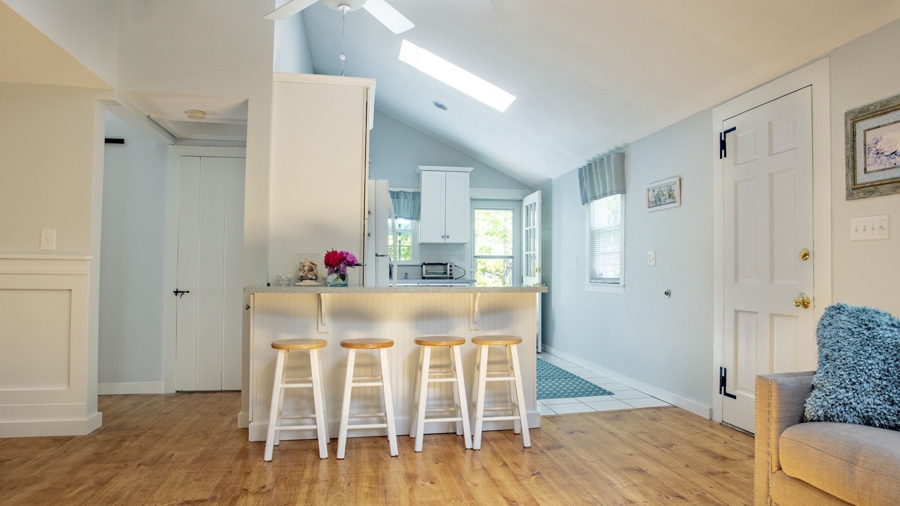 Photo of Livingroom in Mashpee