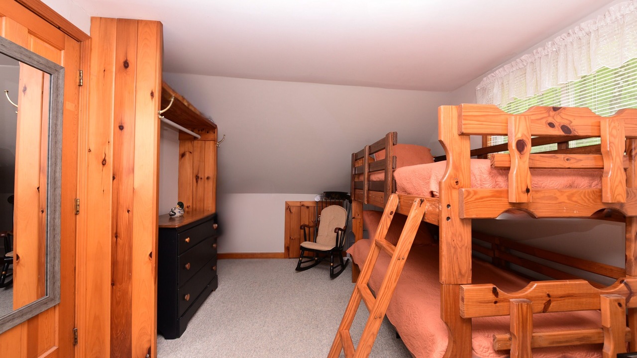Photo of Bedroom in Eidelweiss Village