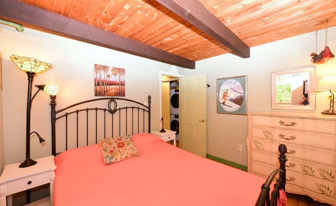 Photo of Bedroom in Eidelweiss Village