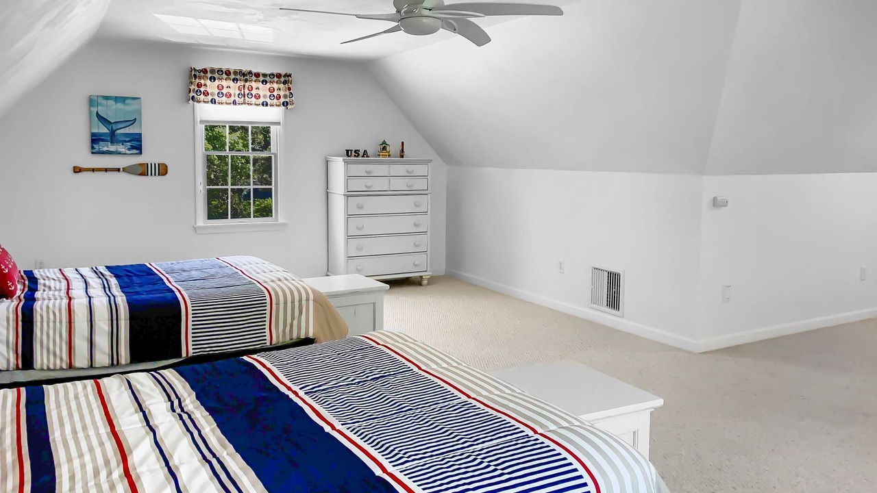 Photo of Bedroom in South Chatham
