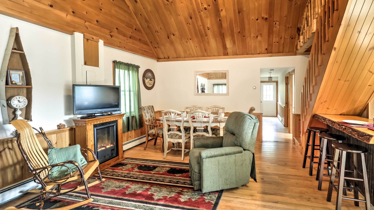 Photo of Livingroom in North Creek