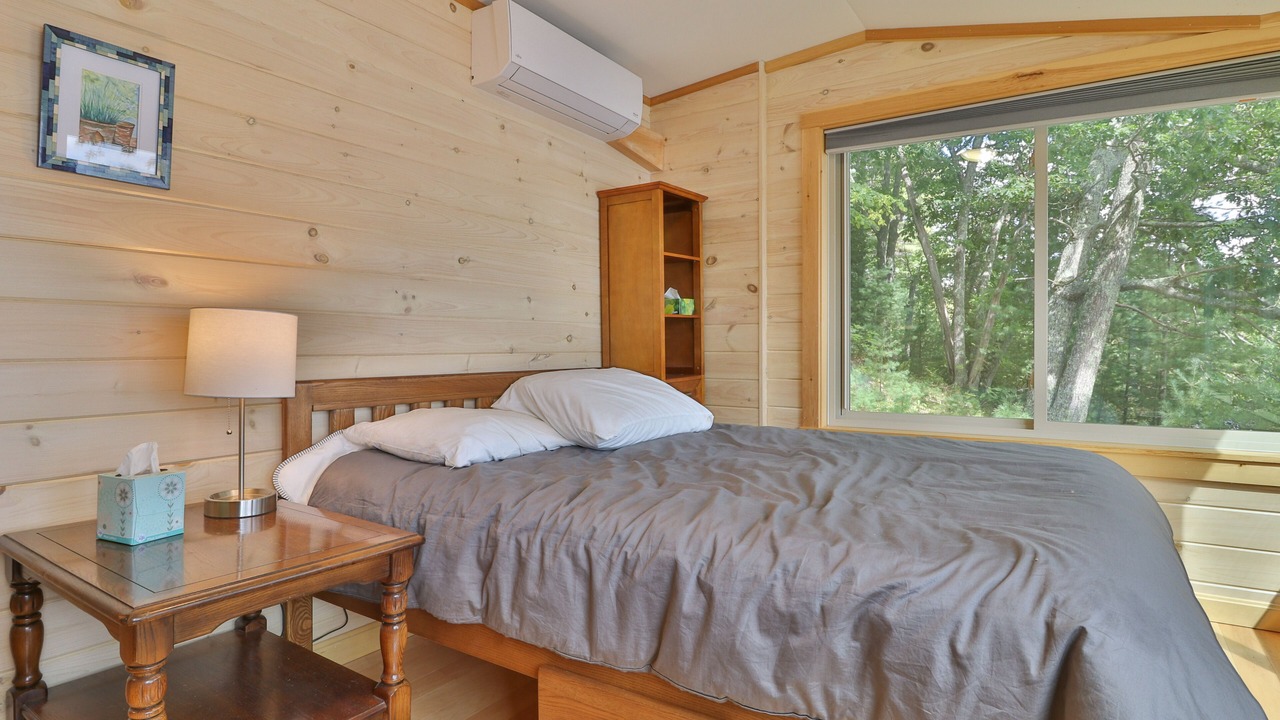 Photo of Bedroom in Bowdoinham